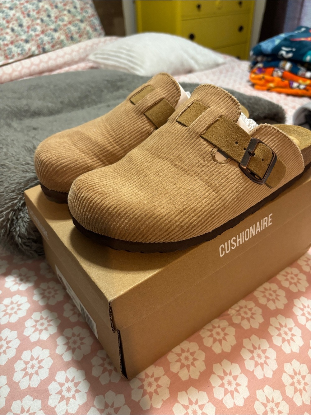 Womens’ Cushionaire Corduroy Slip-On Clogs in Tan